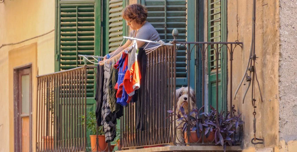 Washing lines in Spain