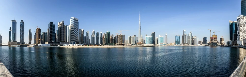 Skyline of Dubai, one of the biggest cities in the UAE. A great choice when moving to the UAE