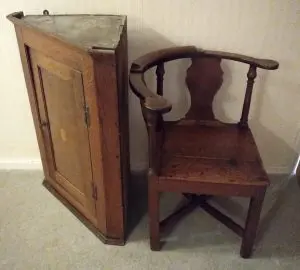 Two beautiful pieces of furniture with a sentimental value for Monica. 